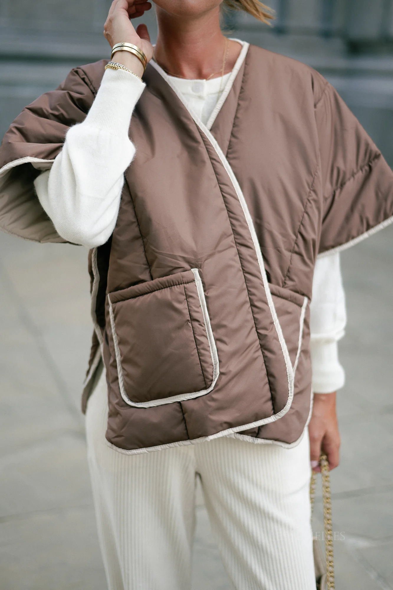 Aline cape brown/beige - Image 8