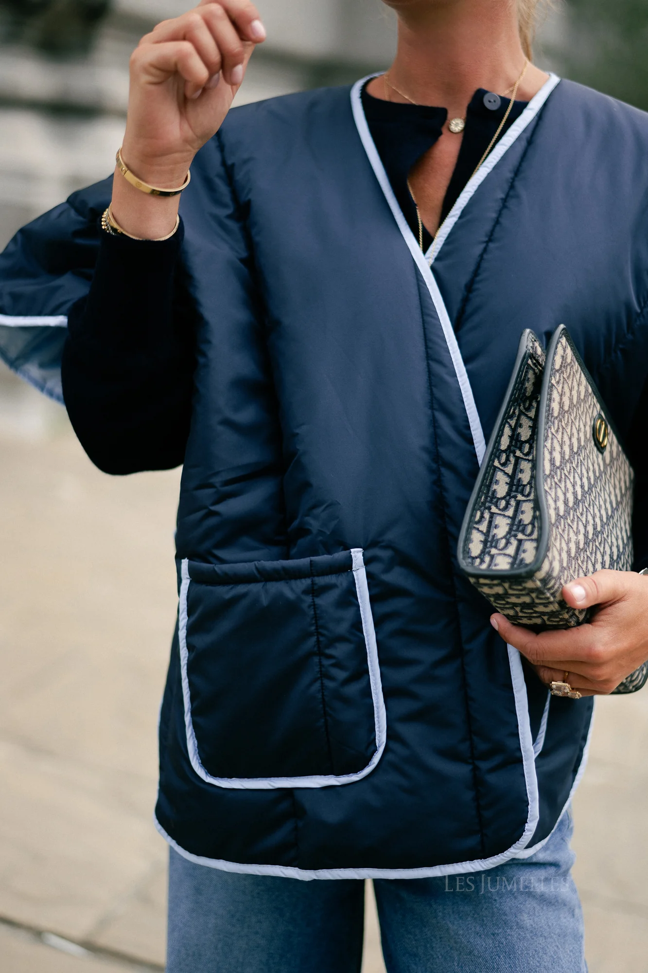 Aline cape navy/light blue - Image 9