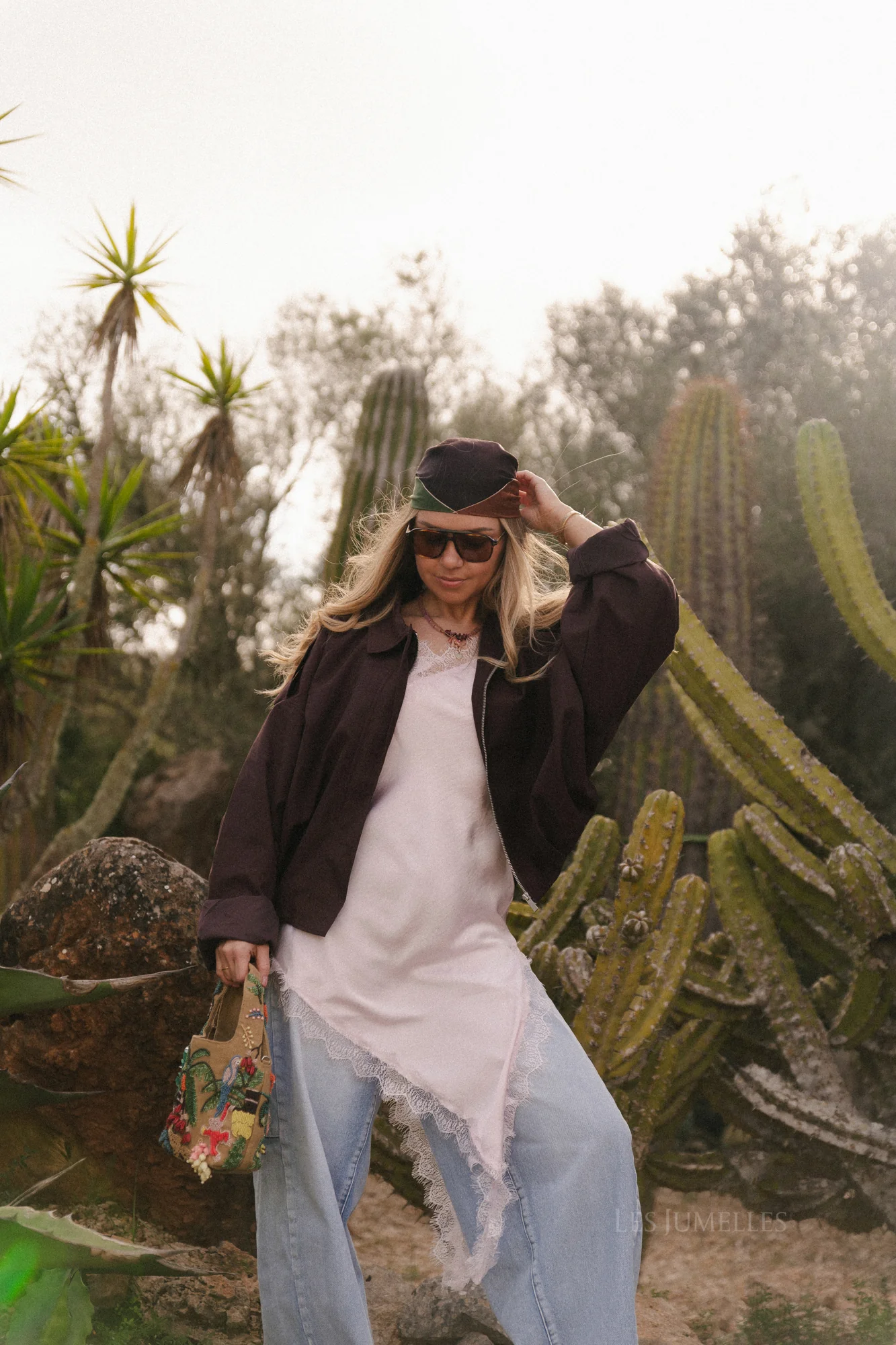 Amelie lace dress baby pink - Image 4