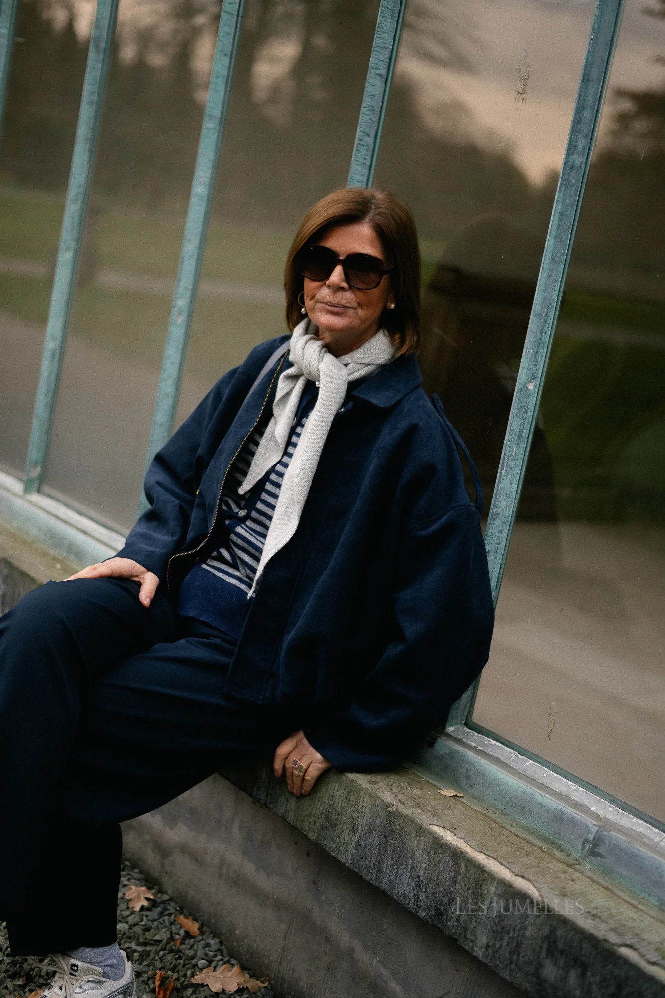 Aurora suede jacket navy - Image 6