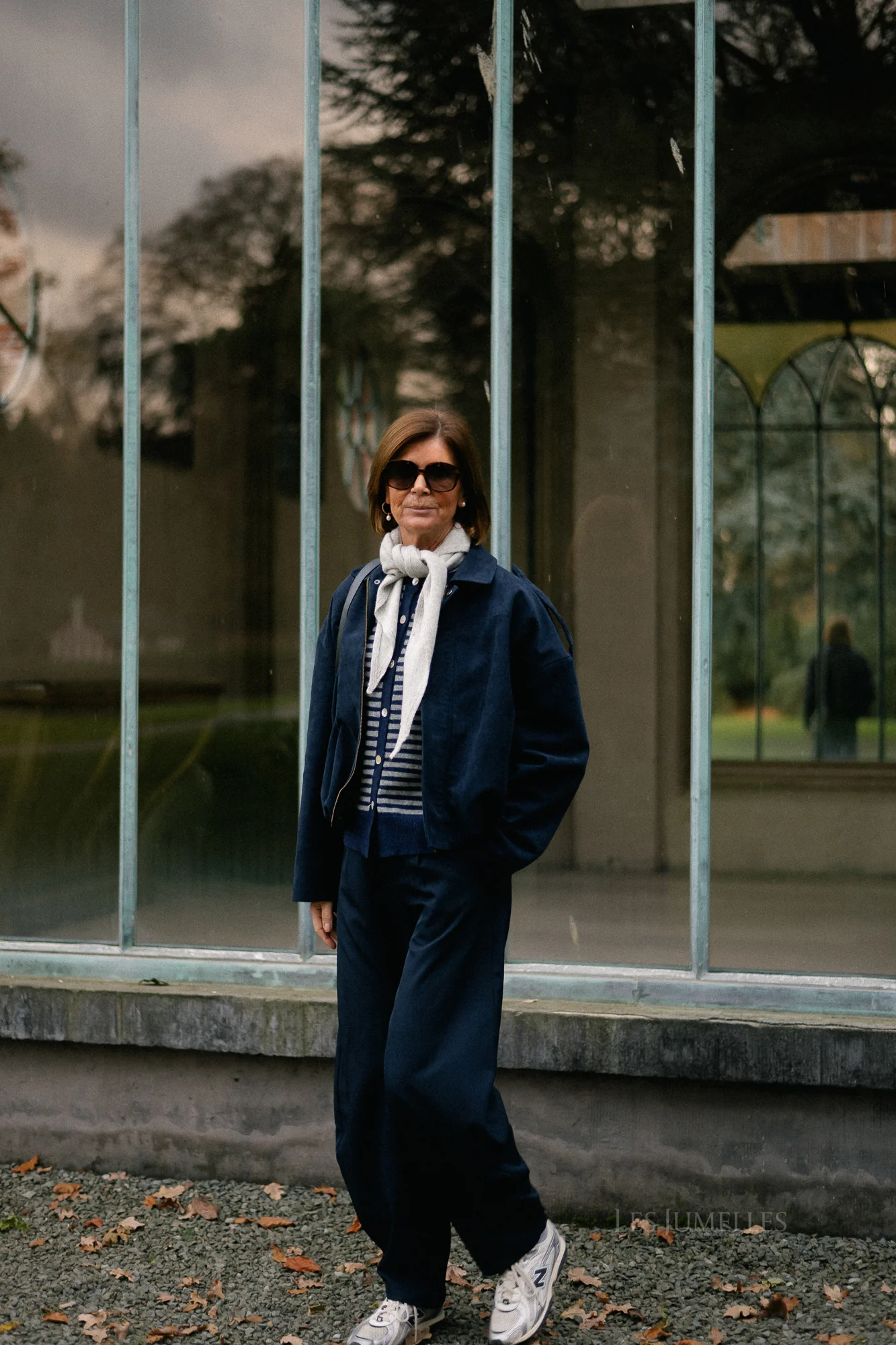 Aurora suede jacket navy - Image 8