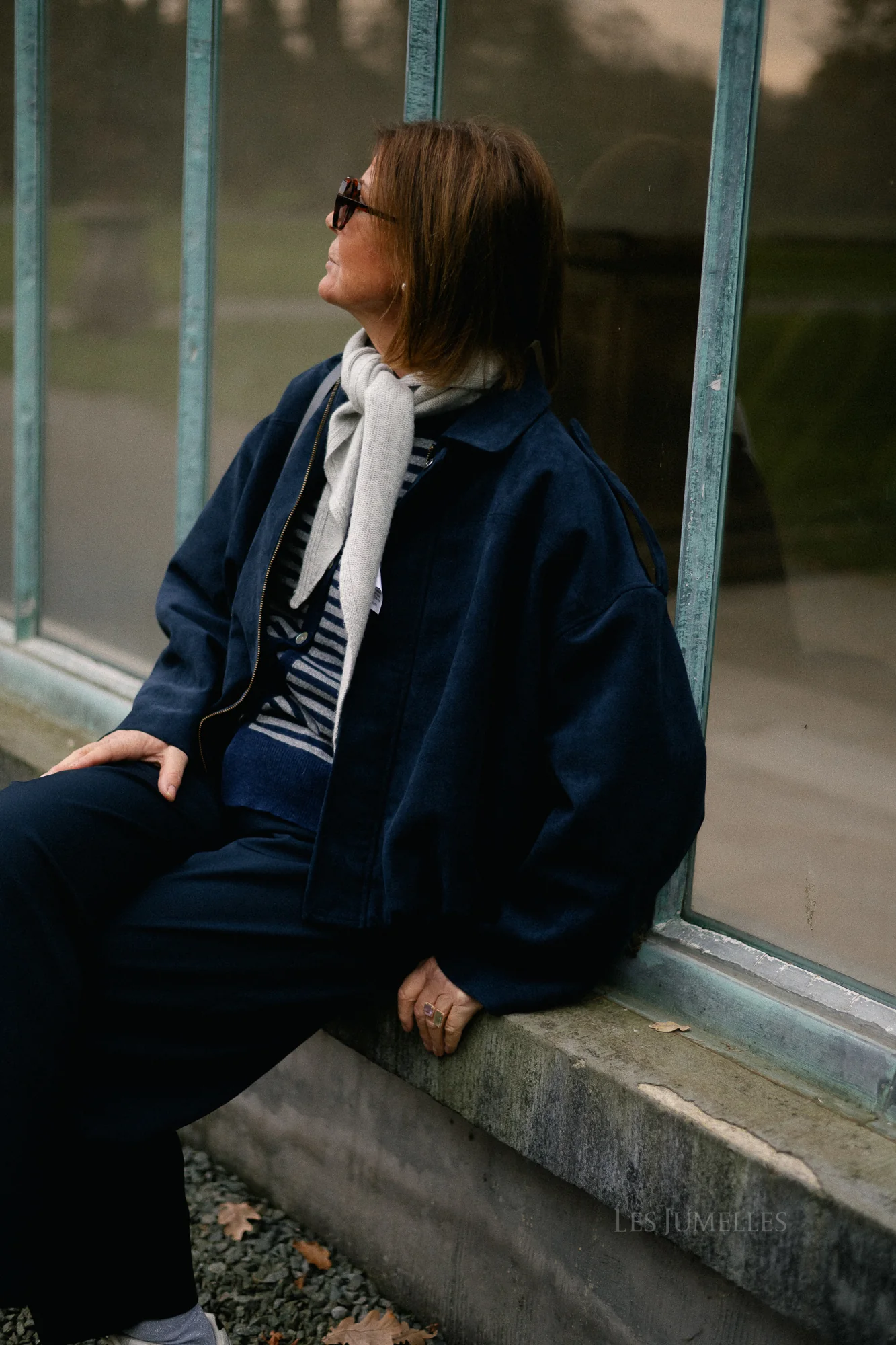 Aurora suede jacket navy - Image 9