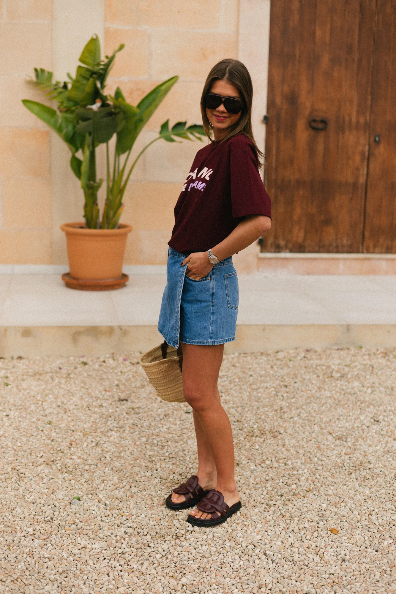 Chasing Dreams T-shirt burgundy - Image 4