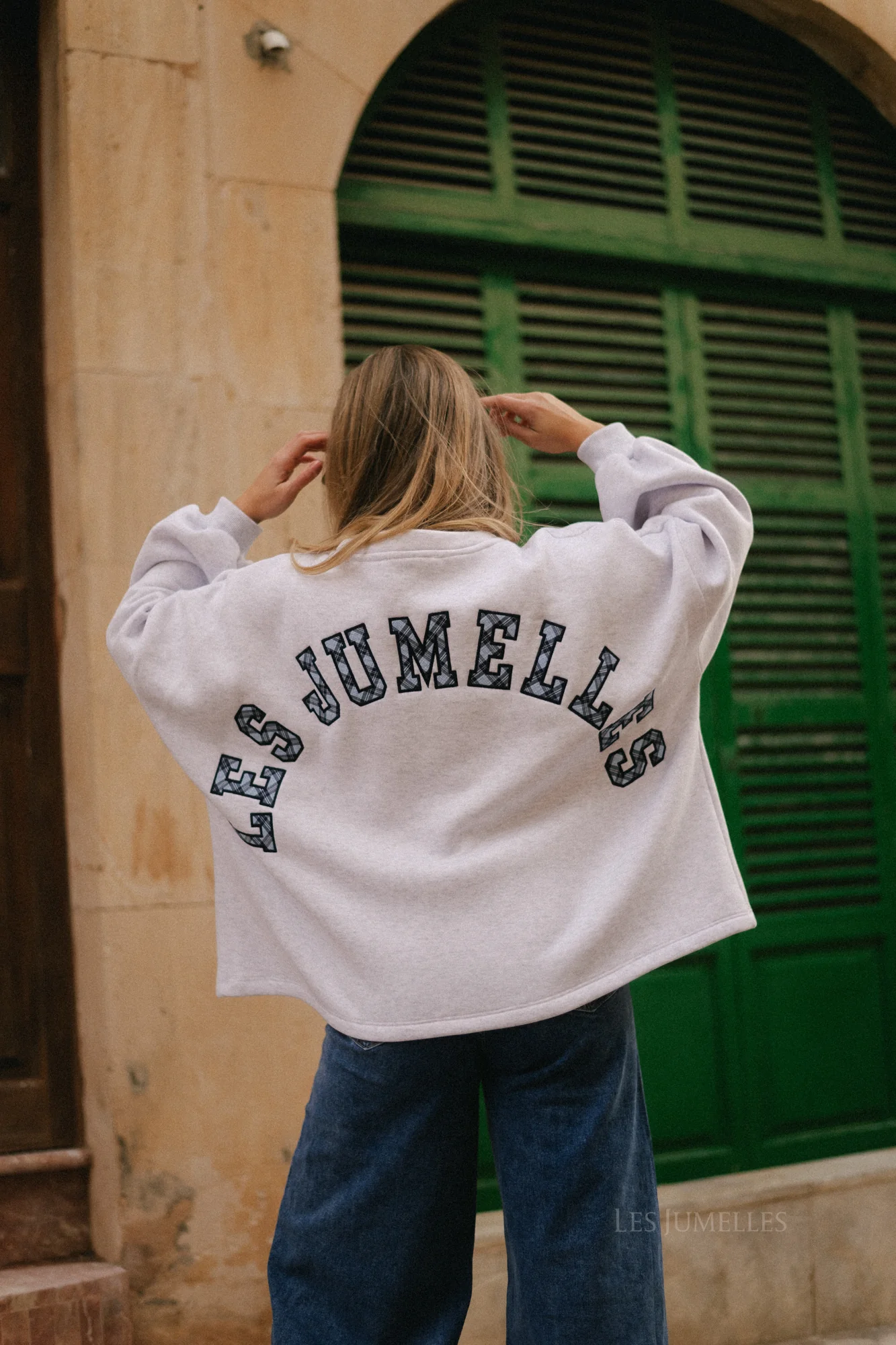 Embroidered LES JUMELLES sweater grey - Image 3