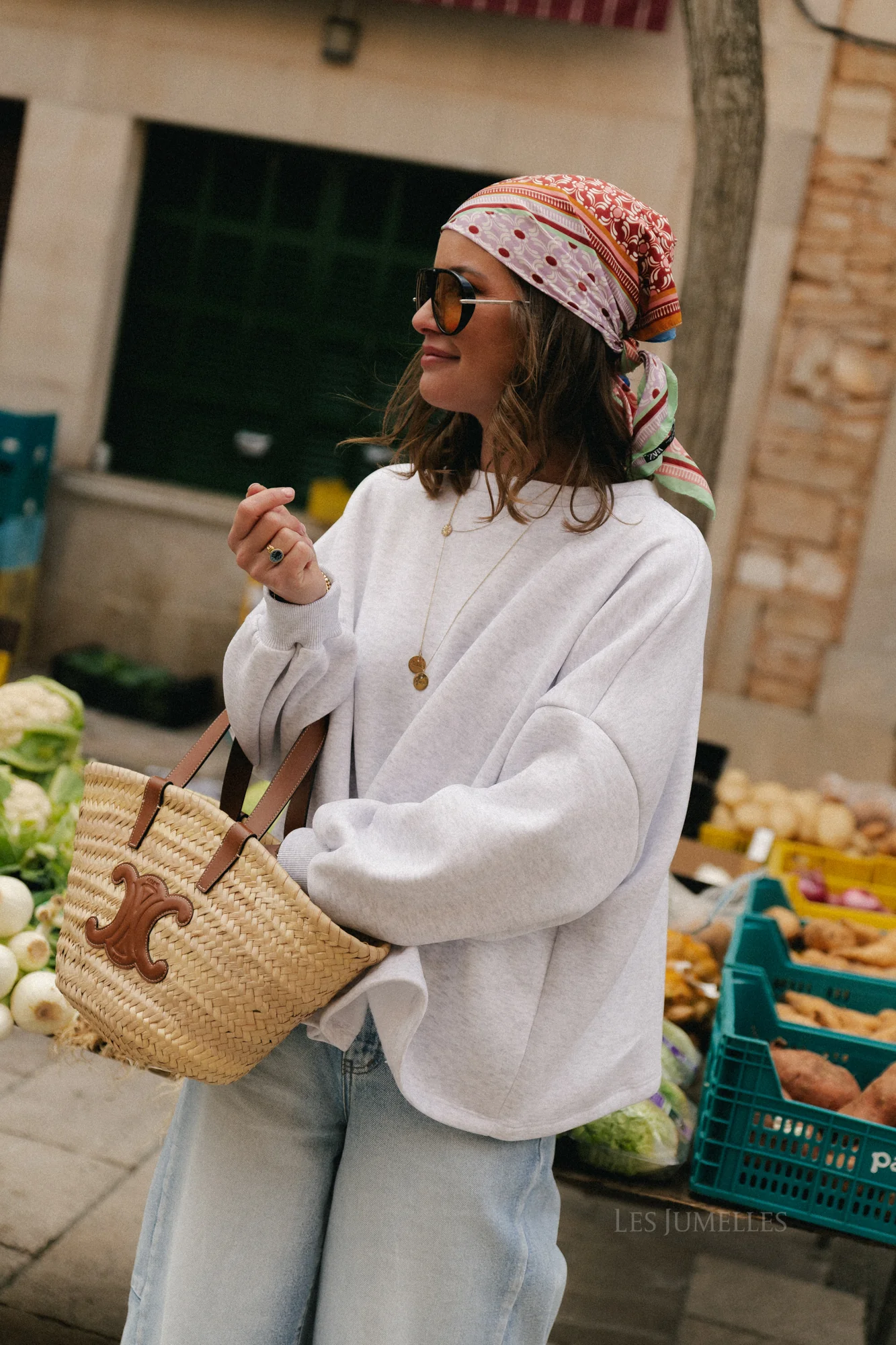 Embroidered MOMMY sweater grey - Image 5