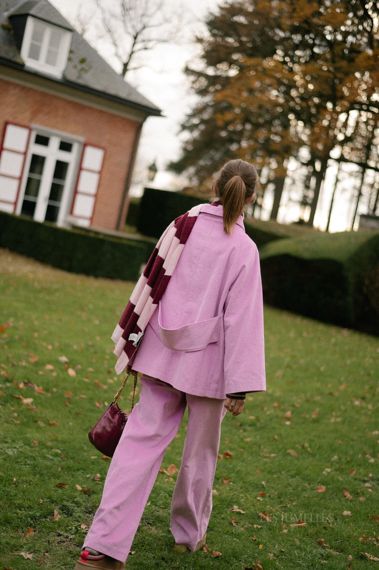 Norma wide velvet pants orchid - Image 10