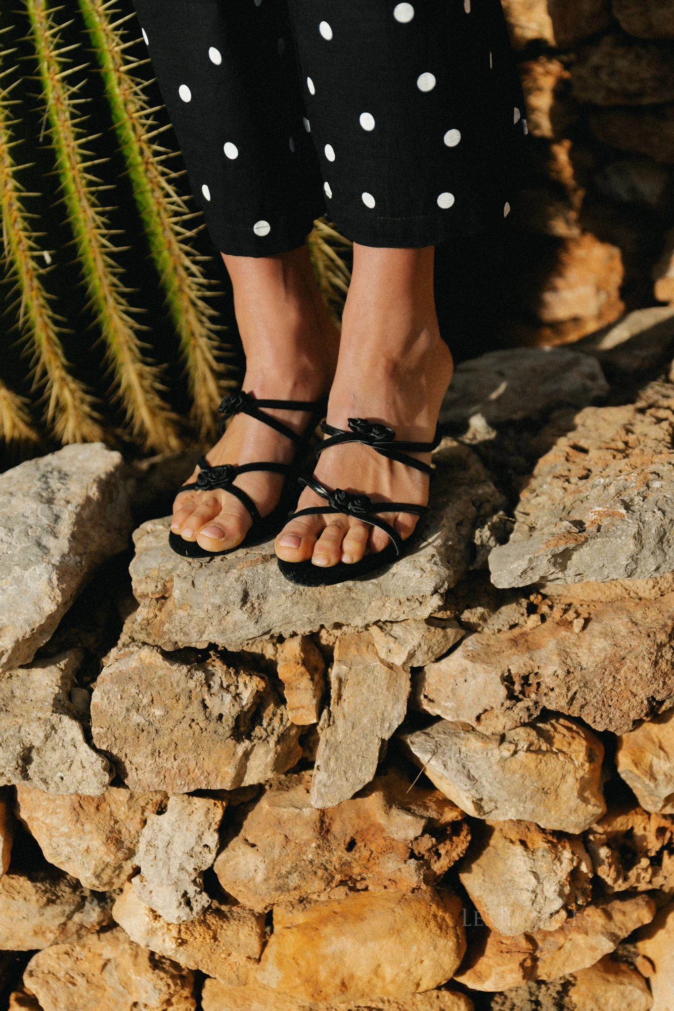 Rosalie strappy heeled sandals black - Image 4