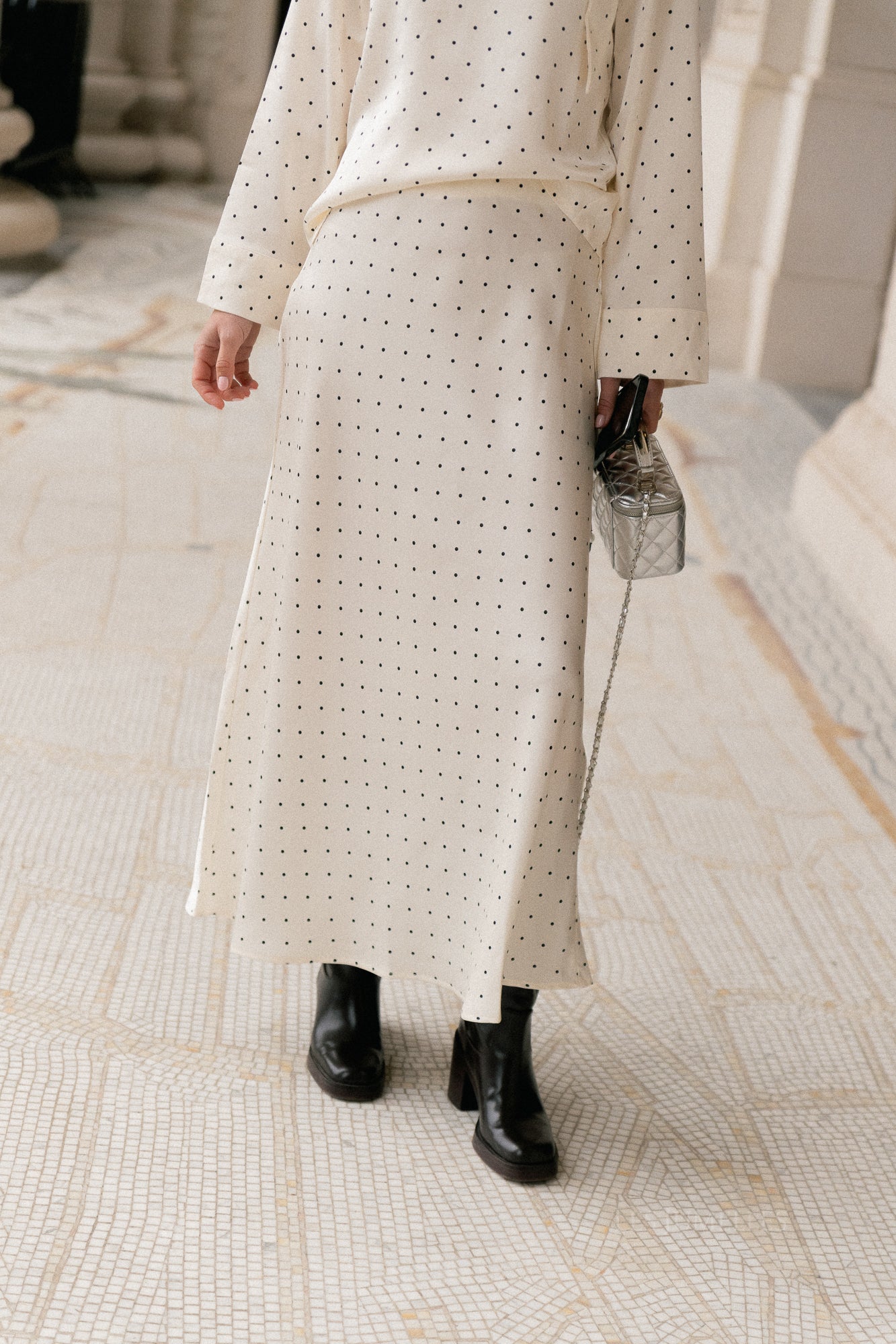 VIFadia HW midi ankle skirt cloud dancer/black dots - Image 9